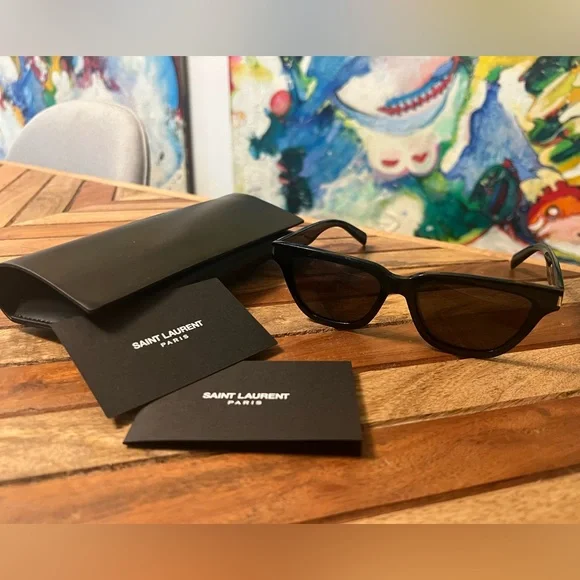 Saint Laurent Accessories Yves Saint Laurent Sl 462 Sulpice